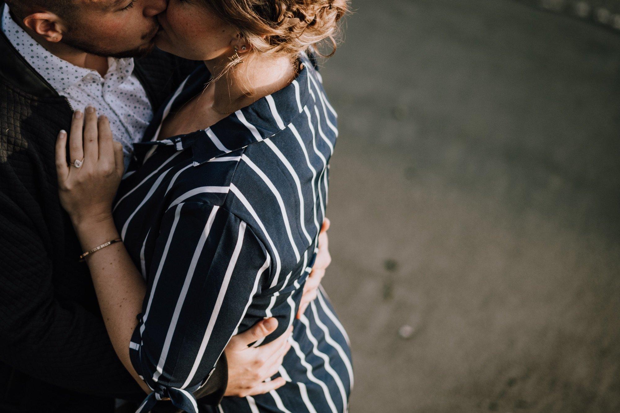 carousel-hero-element image-0